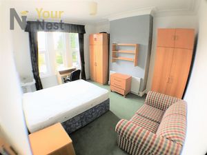 Photo 7- click for photo gallery